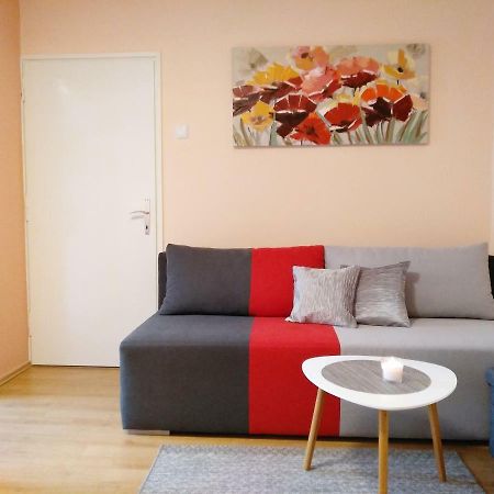 Sunray Studio Apartment ซาเกร็บ ภายนอก รูปภาพ