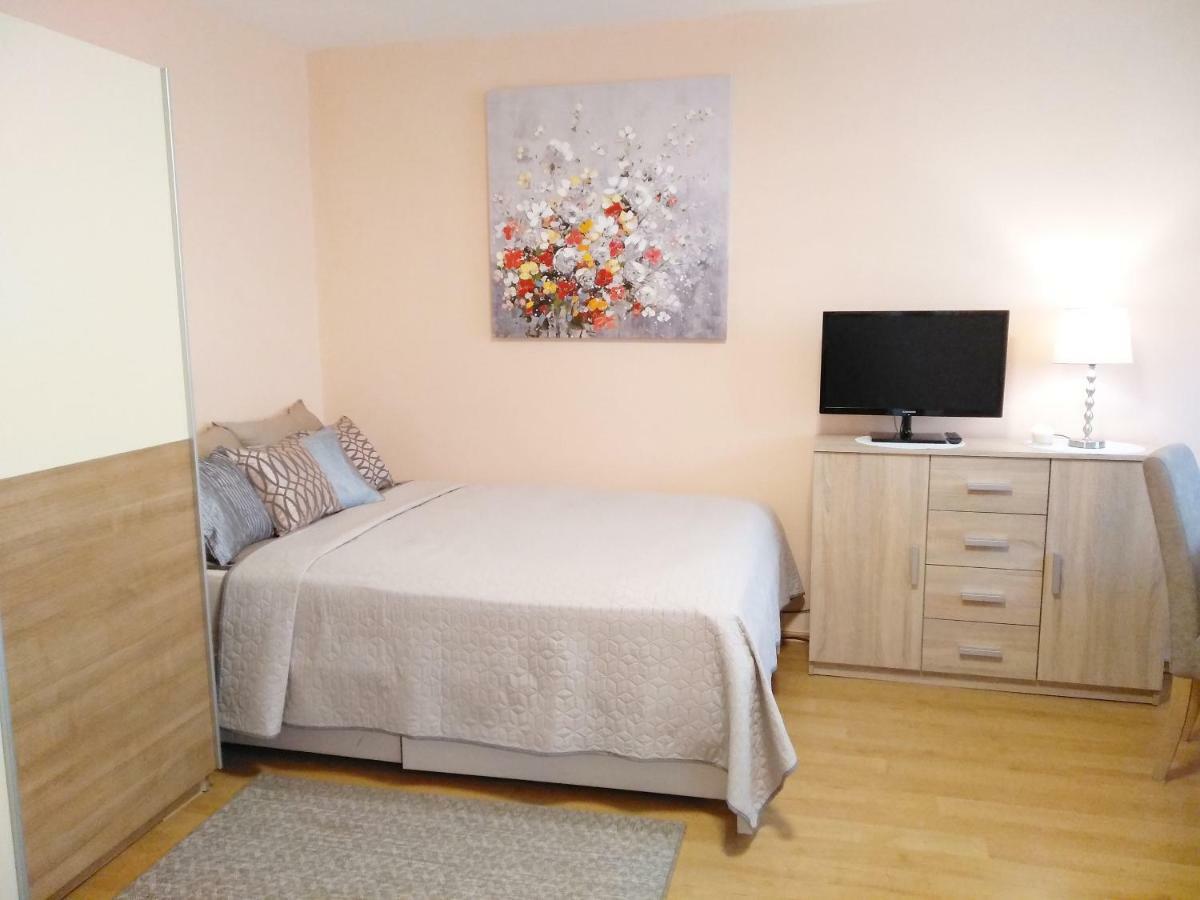 Sunray Studio Apartment ซาเกร็บ ภายนอก รูปภาพ