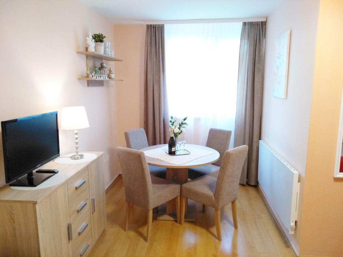 Sunray Studio Apartment ซาเกร็บ ภายนอก รูปภาพ